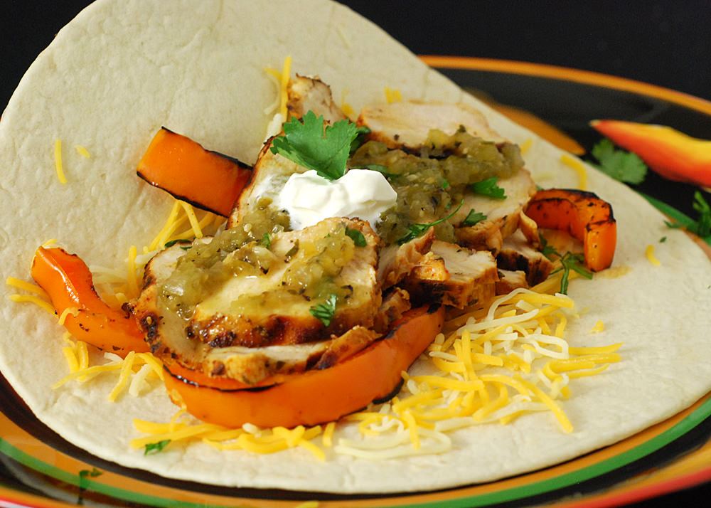 Fire roasted salsa verde adds flavor depth to fajitas!