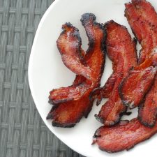 how to make your own bacon