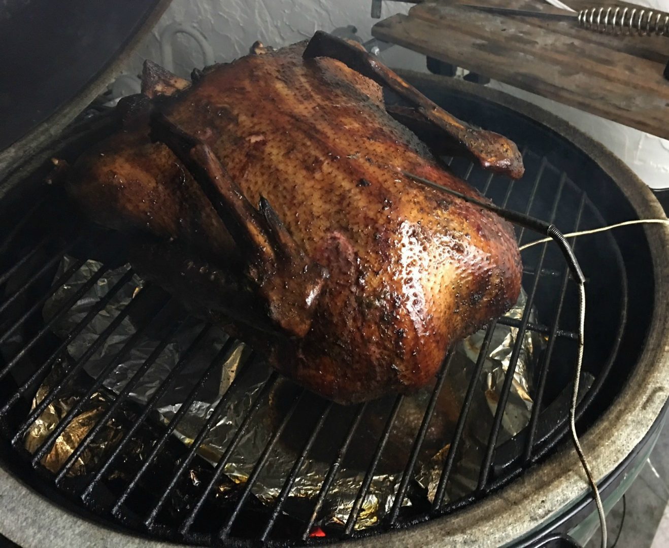 Grill girl robyn goose smoking on the big green egg with Thermapen
